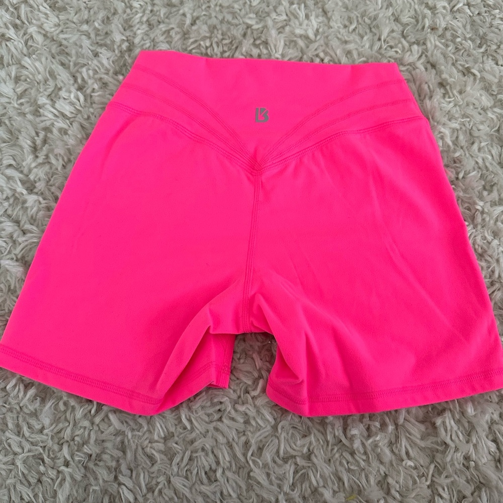 Buffbunny  Legacy Short 4" Small